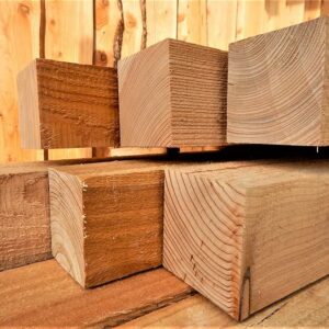 TRAVI LARICE 10x10 MT.4,00 IV-V ESSICCATI